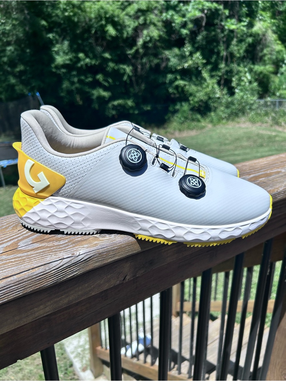 G/FORE Men's G/DRIVE Spikeless Golf Shoes in Grey/ Yellow size 11